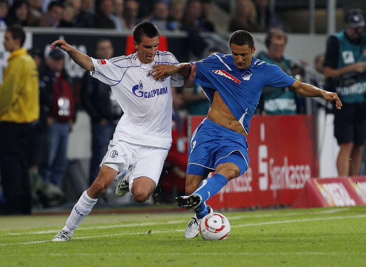 欧宝体育入口 -转折点多特蒙德战术微调；意大利杯冲刺阶段攻防权衡；震撼外界；更衣室氛围转暖(意大利杯决赛冠军参加欧战)