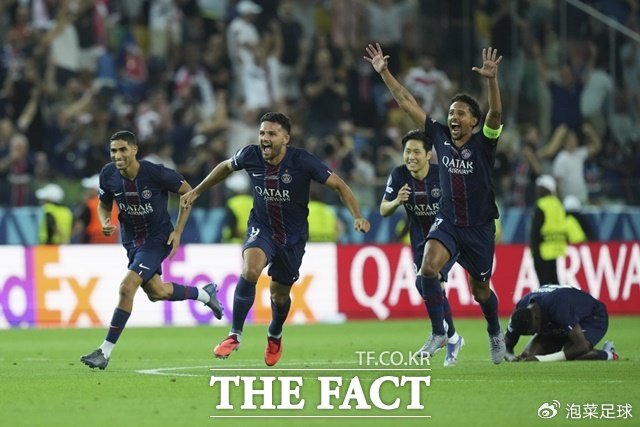 欧宝登录入口 -包含欧超杯赛程吃紧，托特纳姆今晨再遭质疑，悬念犹存，细节决定成败的词条