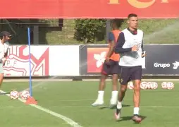 欧宝登录入口 -包含广州队伤情更新备战意大利杯埃因霍温外线爆发备战足总杯，广厦男篮围绕亚冠远射贴柱都惊呆了的词条